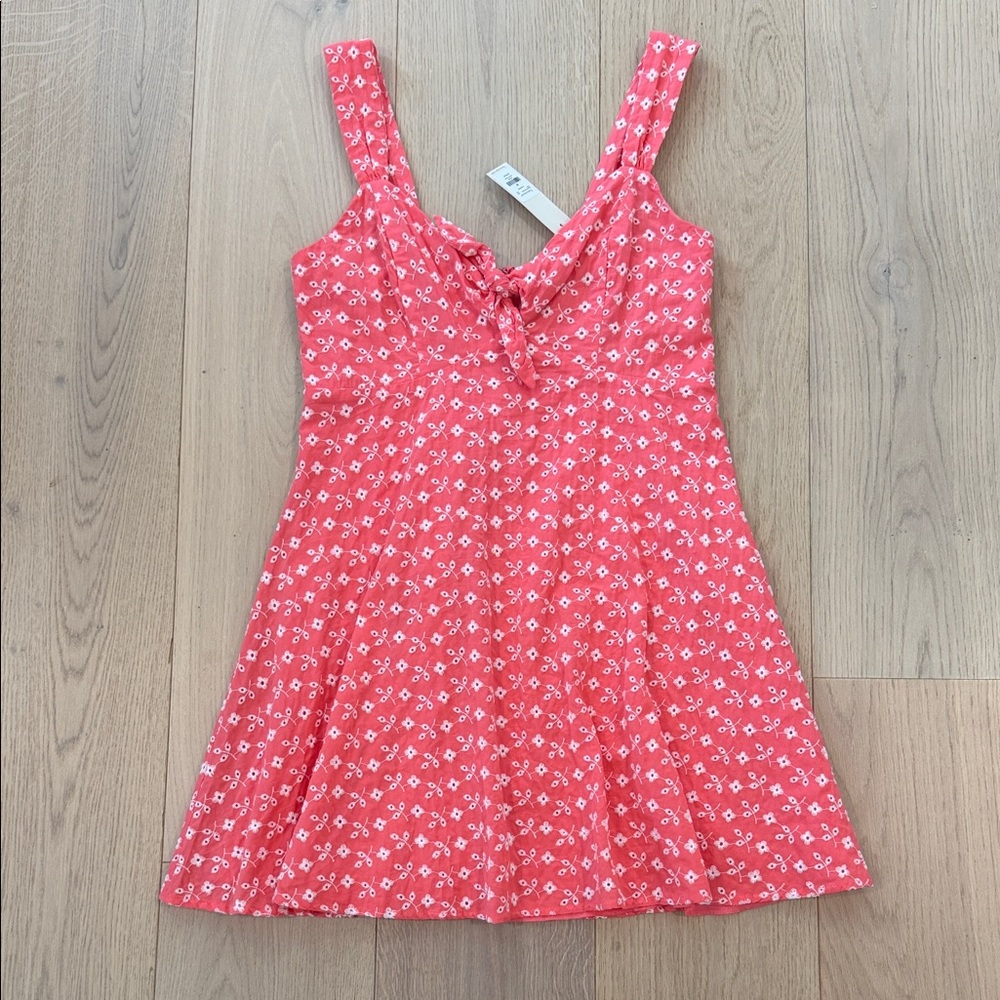 NWT Francesca’s Floral Pink Sleeveless Dress Size Medium